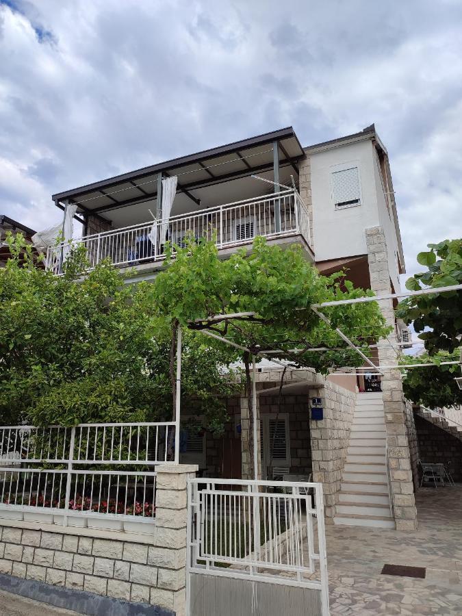 Apartments By The Sea Podaca, Makarska - 2576 المظهر الخارجي الصورة